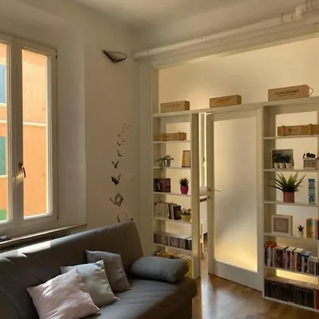 Mercante In Fiera Bo Con Posto Auto Apartmán