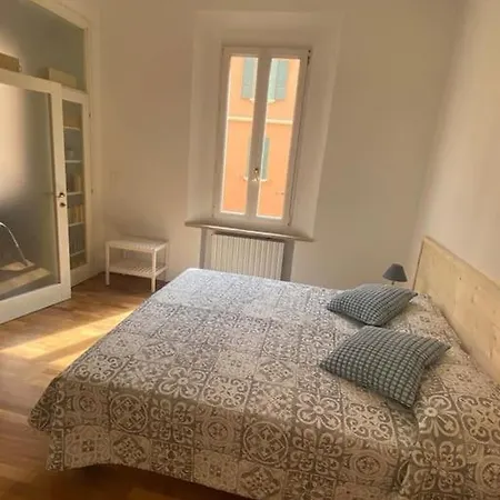 Mercante In Fiera Bo Con Posto Auto *